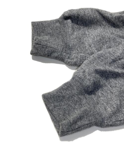 CAHLUMN（カウラム）CAHLUMN (カウラム) Merino Wool＋Cotton Loop Back V-neck Sweatshirt グレー サイズ:XXLの古着・服飾アイテム