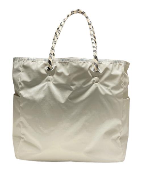 LeSportsac（レスポートサック）LeSportsac (レスポートサック) リバーシブルトートバッグ ホワイトの古着・服飾アイテム