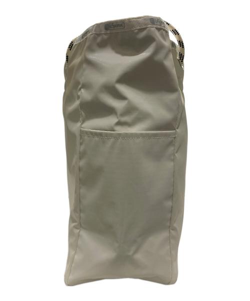 LeSportsac（レスポートサック）LeSportsac (レスポートサック) リバーシブルトートバッグ ホワイトの古着・服飾アイテム