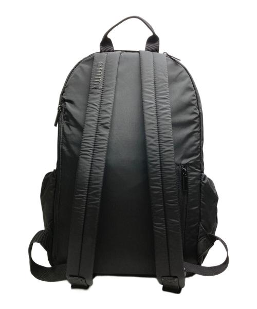 emmi（エミ）emmi (エミ) eco 撥水ギャザーボディーバックパック ブラックの古着・服飾アイテム
