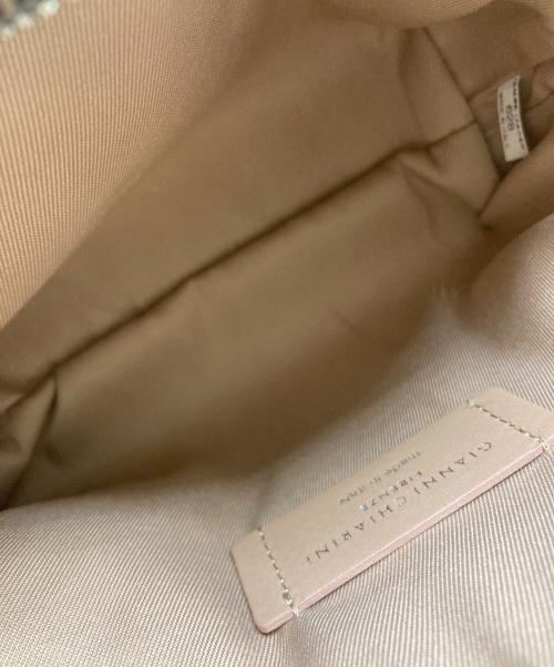 GIANNI CHIARINI（ジャンニ キアリーニ）GIANNI CHIARINI (ジャンニ キアリーニ) 2WAYショルダーバッグ ベージュの古着・服飾アイテム