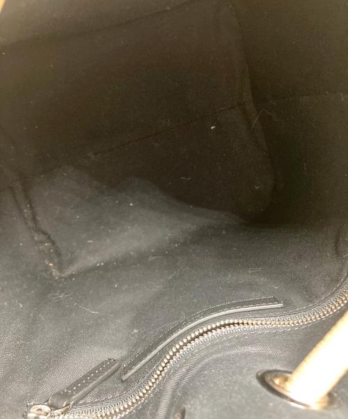 VASIC（ヴァジック）VASIC (ヴァジック) BOND MINIショルダーバッグ ベージュの古着・服飾アイテム