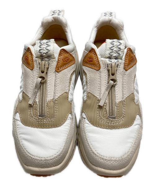 UGG（アグ）UGG (アグ) スニーカー ベージュ サイズ:23.5の古着・服飾アイテム