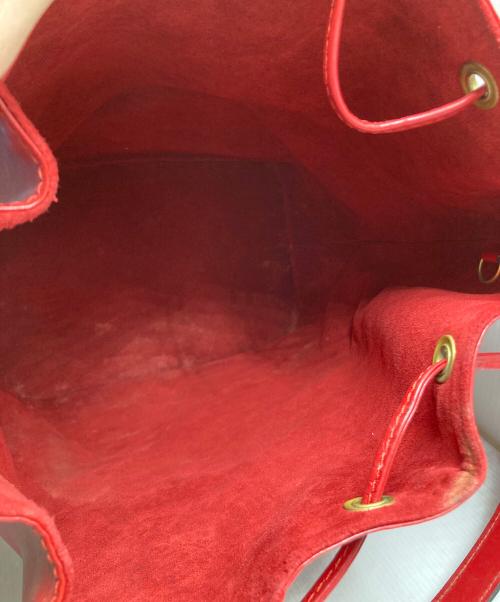 LOUIS VUITTON（ルイ ヴィトン）LOUIS VUITTON (ルイ ヴィトン) エピ　ノエ レッドの古着・服飾アイテム