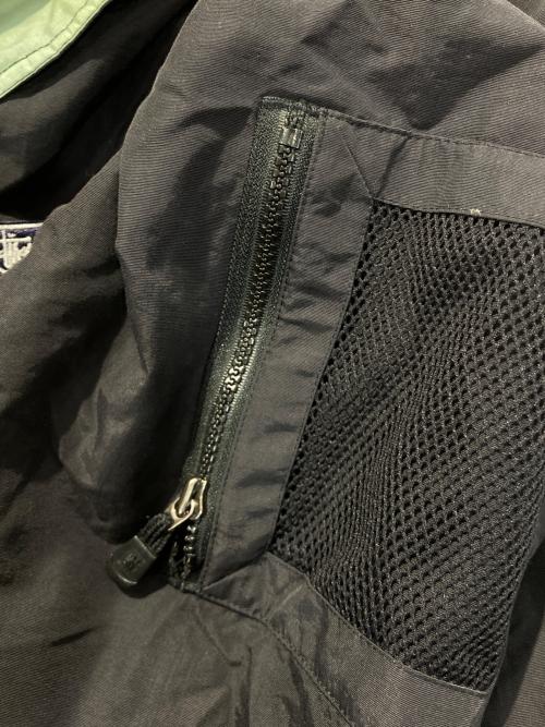 stussy（ステューシー）stussy (ステューシー) ナイロンフーデッドジャケット ブラック サイズ:Lの古着・服飾アイテム