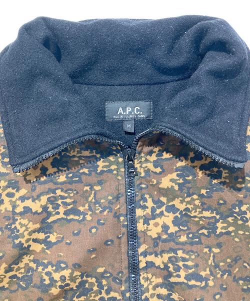 A.P.C.（アーペーセー）A.P.C. (アーペーセー) カモオイルドハーフジッププルオーバー ブラウン サイズ:Mの古着・服飾アイテム