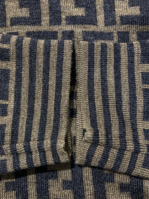 FENDI（フェンディ）FENDI (フェンディ) ズッカ柄タートルネックニット ブラウン サイズ:42の古着・服飾アイテム