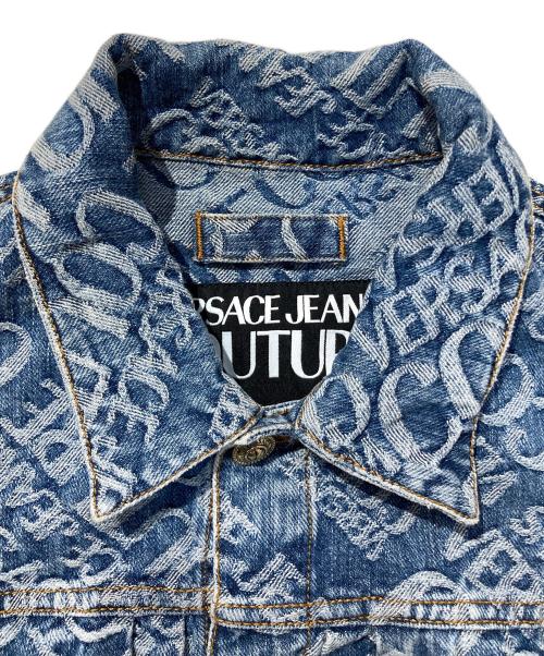 VERSACE JEANS COUTURE（ヴェルサーチ ジーンズクチュール）VERSACE JEANS COUTURE (ヴェルサーチ ジーンズクチュール) モノグラムデニムジャケット インディゴ サイズ:Ⅿの古着・服飾アイテム
