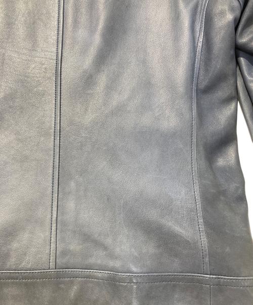 BURBERRY BLACK LABEL（バーバリーブラックレーベル）BURBERRY BLACK LABEL (バーバリーブラックレーベル) ラムレザージャケット グレー サイズ:Lの古着・服飾アイテム