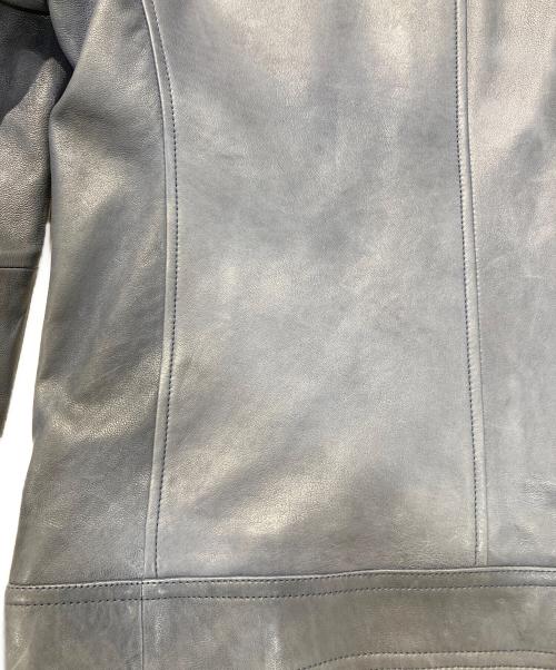 BURBERRY BLACK LABEL（バーバリーブラックレーベル）BURBERRY BLACK LABEL (バーバリーブラックレーベル) ラムレザージャケット グレー サイズ:Lの古着・服飾アイテム