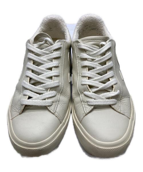 VEJA（ヴェジャ）VEJA (ヴェジャ) スニーカー ベージュ サイズ:25.5の古着・服飾アイテム