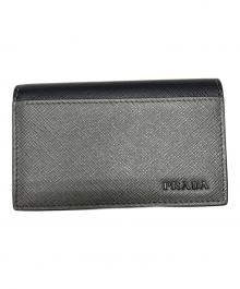 PRADA（プラダ）の古着「サフィアーノレザー 名刺入れ」｜グレー