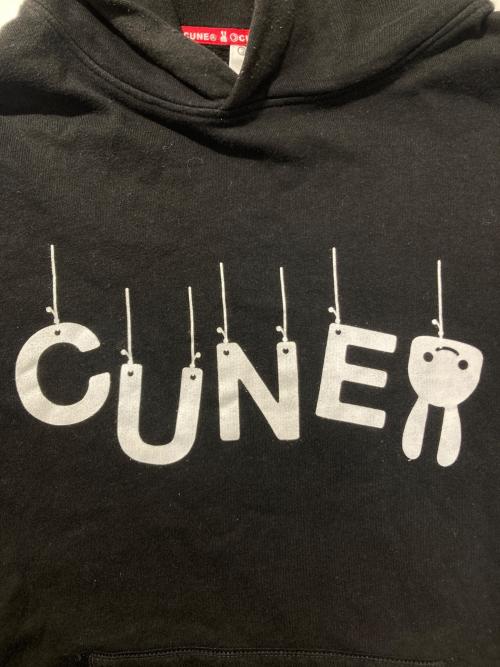 CUNE（キューン）CUNE (キューン) プルオーバーパーカー ブラック サイズ:XLの古着・服飾アイテム