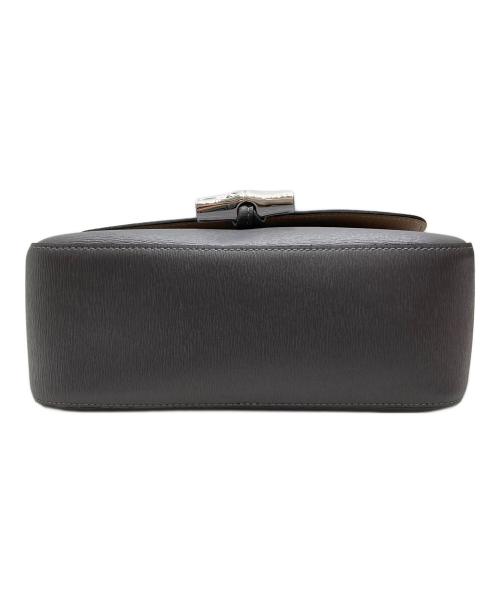 LONGCHAMP（ロンシャン）LONGCHAMP (ロンシャン) ショルダーバッグ グレーの古着・服飾アイテム