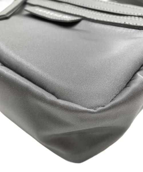 LONGCHAMP（ロンシャン）LONGCHAMP (ロンシャン) ナイロンショルダーバッグ グレーの古着・服飾アイテム