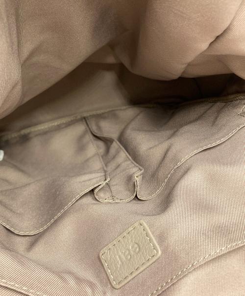 ear PAPILLONNER（イアパピヨネ）ear PAPILLONNER (イアパピヨネ) NEWスタンドリュック ベージュの古着・服飾アイテム