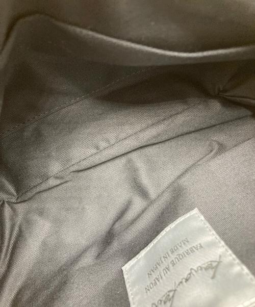 kawa-kawa（カワカワ）kawa-kawa (カワカワ) WETボディバッグ グレーの古着・服飾アイテム
