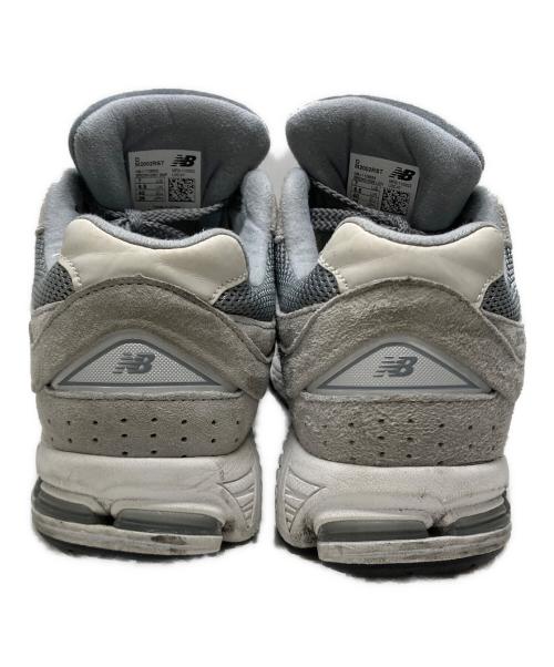 NEW BALANCE（ニューバランス）NEW BALANCE (ニューバランス) M2002RST GRAY グレー サイズ:25の古着・服飾アイテム