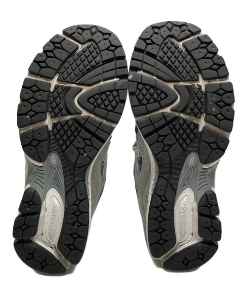 NEW BALANCE（ニューバランス）NEW BALANCE (ニューバランス) M2002RST GRAY グレー サイズ:25の古着・服飾アイテム