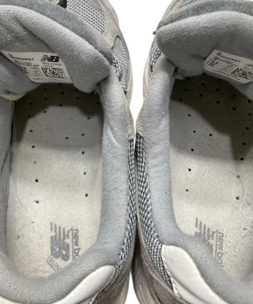 NEW BALANCE（ニューバランス）NEW BALANCE (ニューバランス) M2002RST GRAY グレー サイズ:25の古着・服飾アイテム