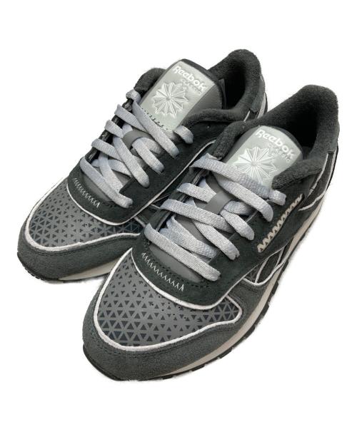 REEBOK（リーボック）REEBOK (リーボック) WHITE MOUNTAINEERING (ホワイトマウンテ二アニング) CLASSIC LEATHER グレー サイズ:23.5の古着・服飾アイテム