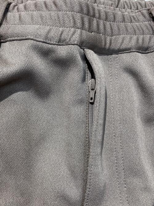 MAISON SPECIAL（メゾンスペシャル）MAISON SPECIAL (メゾンスペシャル) Bright Jersey Sideline Wide Track Pants ベージュの古着・服飾アイテム