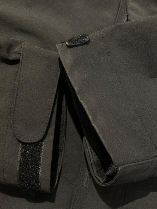 VANS（ヴァンズ）VANS (ヴァンズ) MOUNTAIN JACKET ブラック サイズ:Mの古着・服飾アイテム