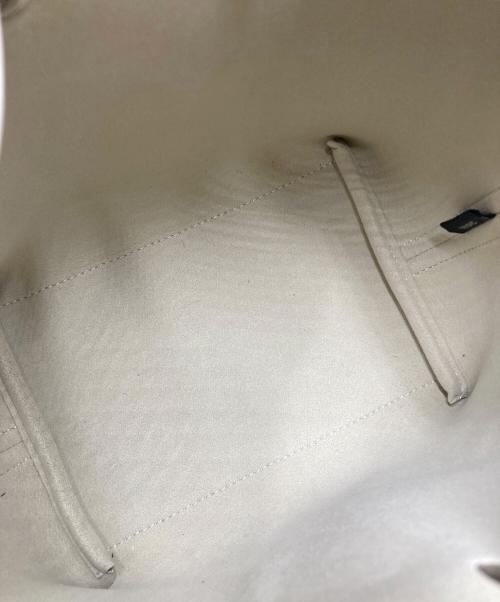 VASIC（ヴァジック）VASIC (ヴァジック) BOND MINI CANVAS ホワイトの古着・服飾アイテム