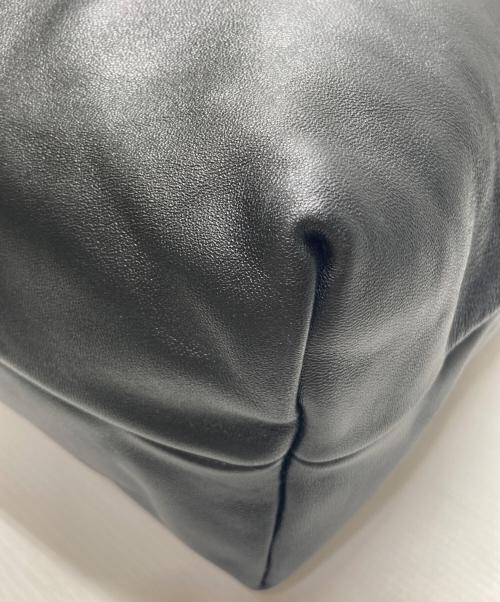 CELERI（セルリ）CELERI (セルリ) Medium Pouch クラッチ ブラックの古着・服飾アイテム