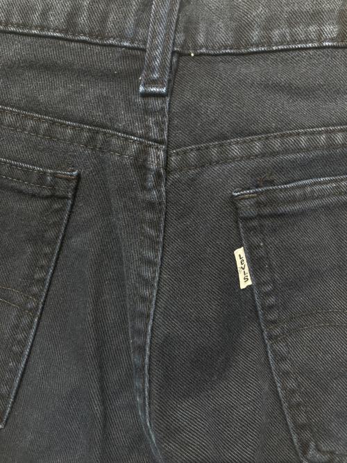 LEVI'S（リーバイス）LEVI'S (リーバイス) フレアデニム ネイビー サイズ:W32×L34の古着・服飾アイテム