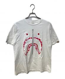 A BATHING APE（アベイシングエイプ）の古着「プリントTシャツ」｜ホワイト