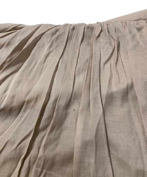 HER LIP TO（ハーリップトゥ）Her lip to (ハーリップトゥ) Sheer Pleated Tiered Skirt ベージュ サイズ:Sの古着・服飾アイテム