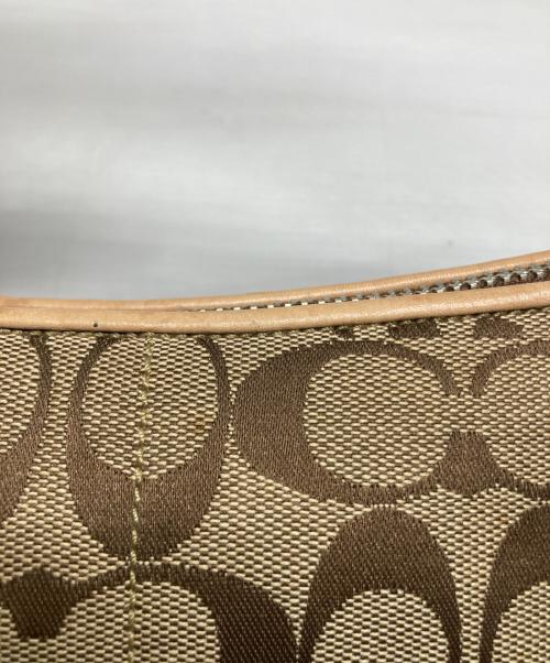 COACH（コーチ）COACH (コーチ) アクセサリーポーチ ベージュの古着・服飾アイテム