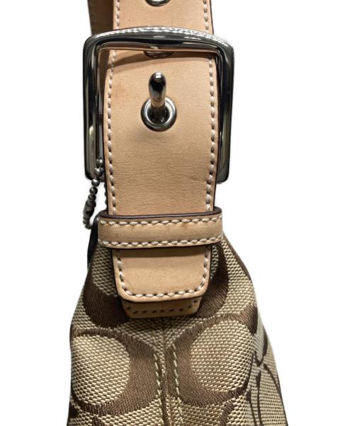 COACH（コーチ）COACH (コーチ) アクセサリーポーチ ベージュの古着・服飾アイテム
