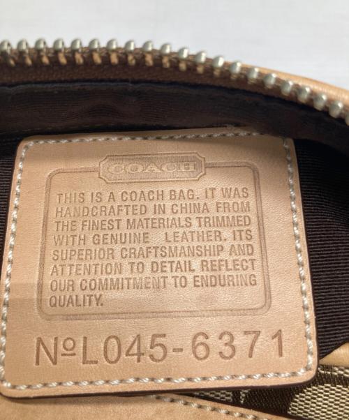 COACH（コーチ）COACH (コーチ) アクセサリーポーチ ベージュの古着・服飾アイテム