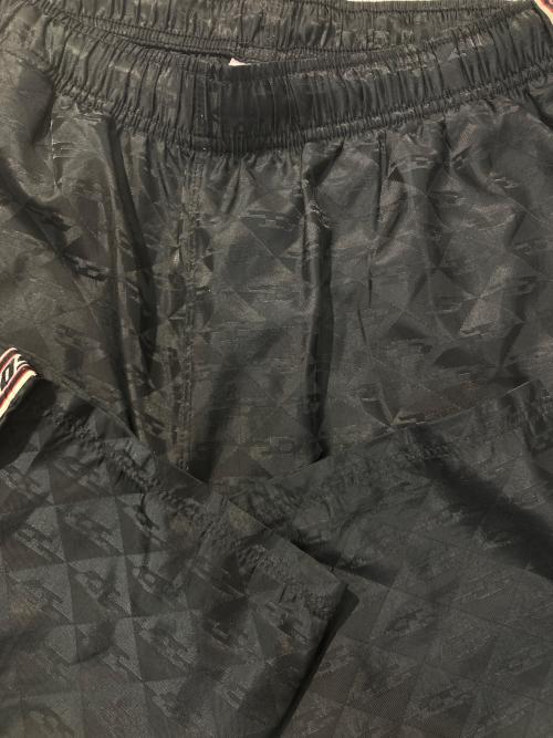 DIESEL（ディーゼル）DIESEL (ディーゼル) AMWB-BYOOM-HT21 ブラック サイズ:Sの古着・服飾アイテム
