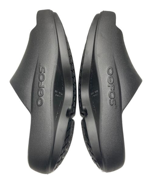 OOFOS（ウーフォス）OOFOS (ウーフォス) リカバリーサンダル ブラック サイズ:EU　42の古着・服飾アイテム