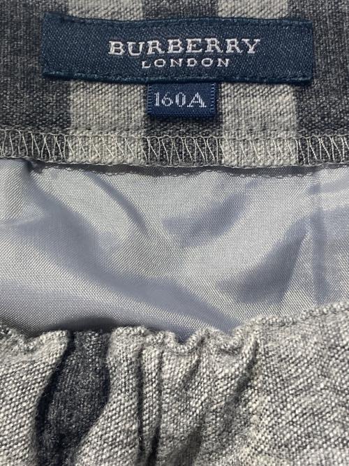 BURBERRY（バーバリー）BURBERRY (バーバリー) チェックスカート グレー サイズ:160Aの古着・服飾アイテム