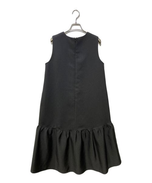 BARNEYS NEWYORK（バーニーズ・ニューヨーク）BARNEYS NEWYORK (バーニーズ・ニューヨーク) ノースリーブフレアワンピース ブラック サイズ:SIZE38の古着・服飾アイテム