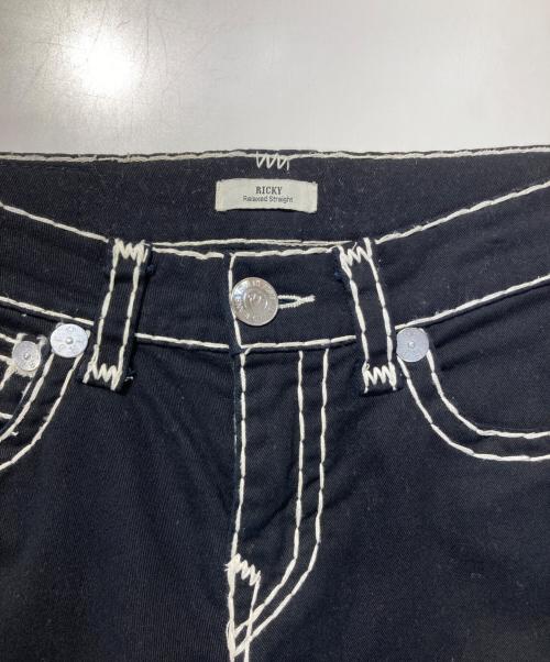 TRUE RELIGION（トゥルー レリジョン）TRUE RELIGION (トゥルー レリジョン) RICKY Relaxed Straight ブラック サイズ:SIZE 30の古着・服飾アイテム