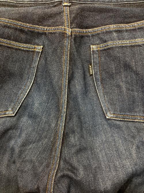 YAECA（ヤエカ）YAECA (ヤエカ) ワイドストレートデニムパンツ インディゴ サイズ:W34の古着・服飾アイテム