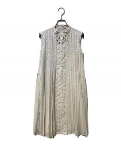 綺麗 イッセイミヤケ FETE プリーツ加工 ノースリーブトップス サイズ02 中古・古着通販】ISSEY MIYAKE FETE (イッセイミヤケフェット