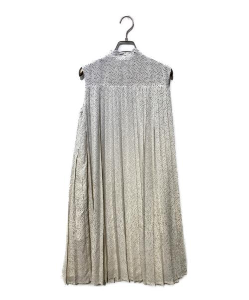 CELFORD（セルフォード）CELFORD (セルフォード) Aラインプリーツワンピース ホワイト サイズ:SIZE 36の古着・服飾アイテム