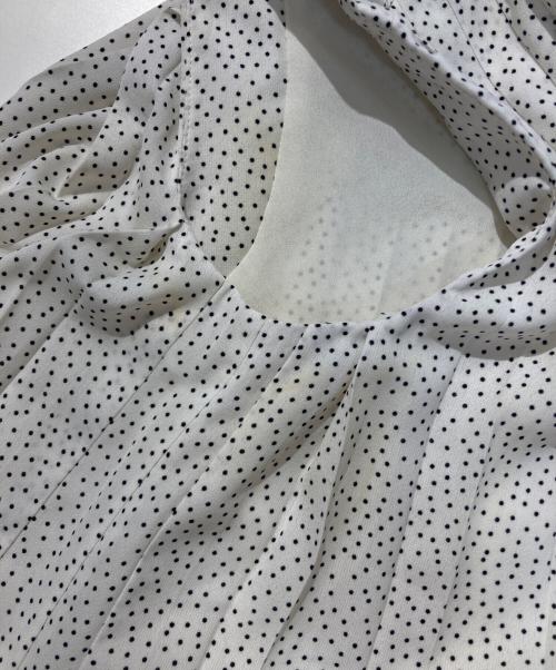 CELFORD（セルフォード）CELFORD (セルフォード) Aラインプリーツワンピース ホワイト サイズ:SIZE 36の古着・服飾アイテム