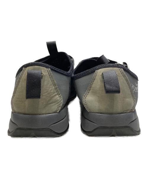 ARC'TERYX（アークテリクス）ARC'TERYX (アークテリクス) アラキス ローカットスニーカー グレー サイズ:SIZE27の古着・服飾アイテム