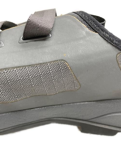 ARC'TERYX（アークテリクス）ARC'TERYX (アークテリクス) アラキス ローカットスニーカー グレー サイズ:SIZE27の古着・服飾アイテム
