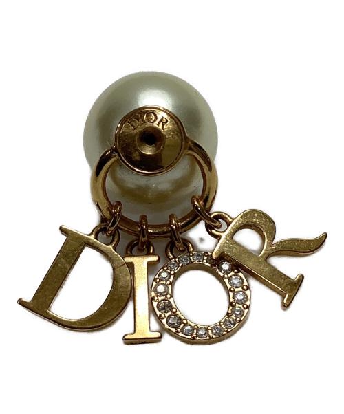 Dior（ディオール）DIOR (ディオール) パールロゴピアス ホワイトの古着・服飾アイテム
