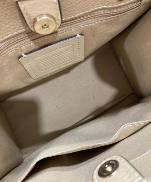 COACH（コーチ）COACH (コーチ) デンプシー トート 22 ウィズ コーチ パッチ ブラウンの古着・服飾アイテム