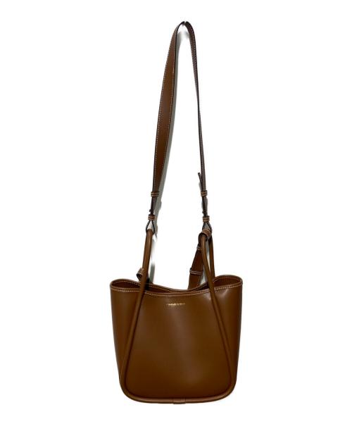 CHARLES & KEITH（チャールズアンドキース）CHARLES & KEITH (チャールズアンドキース) ライラチューブラスラウチートートバッグ ブラウンの古着・服飾アイテム