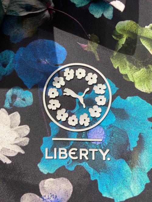 PUMA（プーマ）PUMA (プーマ) LIBERTY (リバティ) フラワープリントジャケット マルチカラー サイズ:Sの古着・服飾アイテム